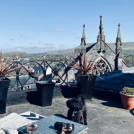 Boutique Penthouse Apartment With Rooftop Terrace Clitheroe Exterior photo